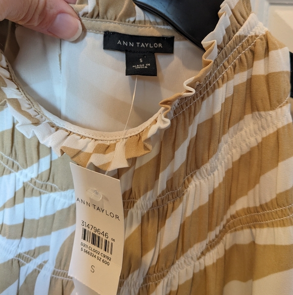 NEW High Neck Neutral Zebra Print Shell Ruffle S - Picture 4 of 6